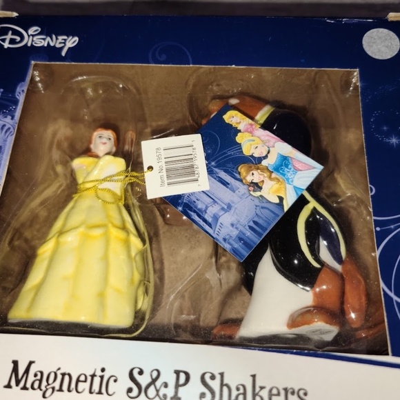 Disney's Beauty and the Beast Magnetic Dancing Ceramic Salt and Pepper Shakers - Picture 1 of 4